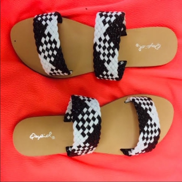 Qupid Shoes - Cute black and white patent sandals